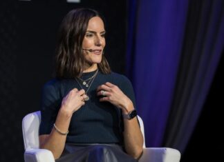 Przełamanie hałasu AI: porady VC dla założycieli