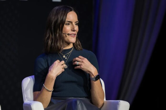 d7eb6757-143a-478a-8832-ac5dc4d9fca3