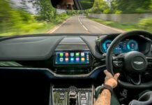 Apple Інтегрує AI-Чатботи в CarPlay