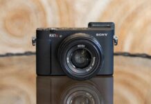 Sony RX1R III: Камера за 5100 доларів США для дуже специфічного фотографа