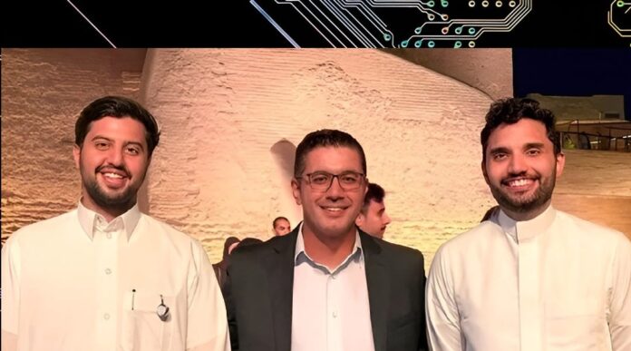 b761d1ee-db32-4a25-9810-a2aed0612473