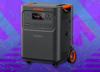 Jackery HomePower 3600 Deal: Save $1,180 on 7200W Solar Generator